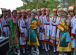 «Девчата» приняли участие в международном фестивале национальных культур